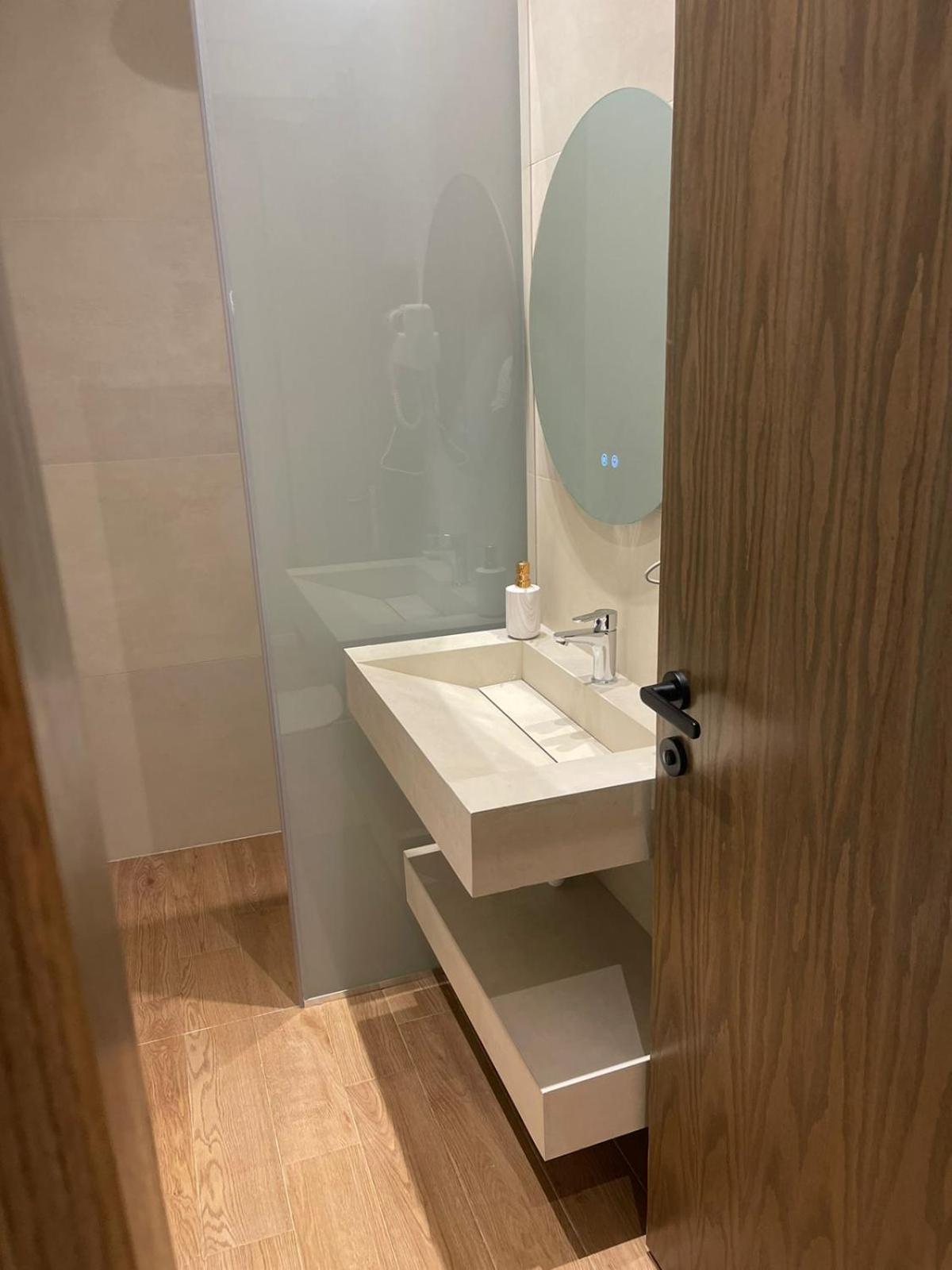 Dia Mare Deluxe Aparthotel Vlorë Exterior foto