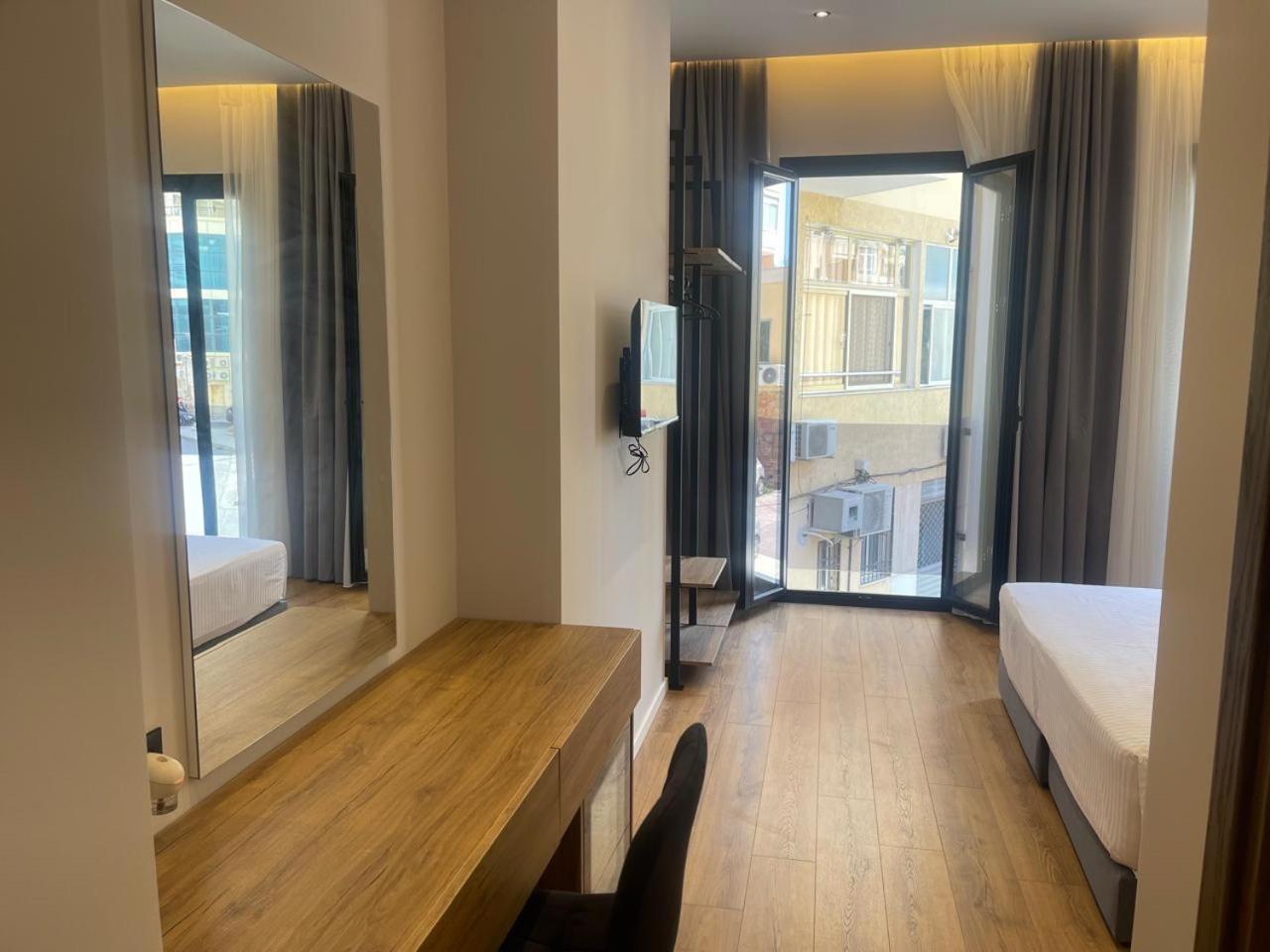 Dia Mare Deluxe Aparthotel Vlorë Exterior foto