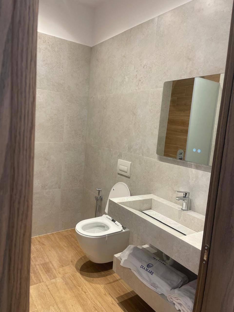 Dia Mare Deluxe Aparthotel Vlorë Exterior foto