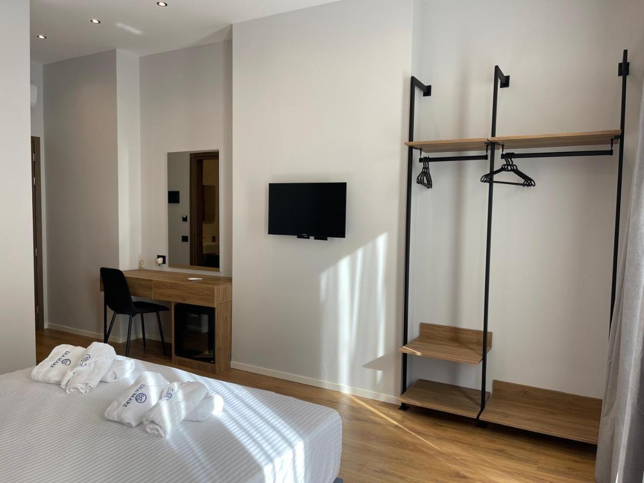 Dia Mare Deluxe Aparthotel Vlorë Exterior foto